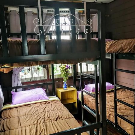 Champion Hostel 2 (Adults Only) Chiang Mai Esterno foto